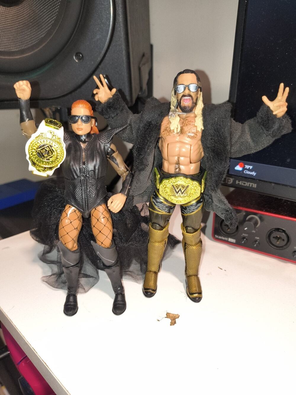 Wwe Elite set Seth Rollins & Becky Lynch With Accessories And Championship Belts